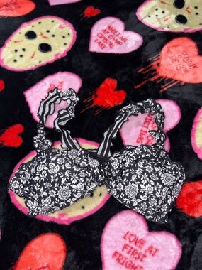 Women's Black & White Floral Swimsuit Bra